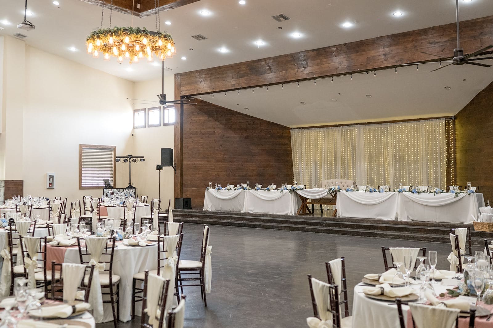 The barn reception hall at superstition manor 
