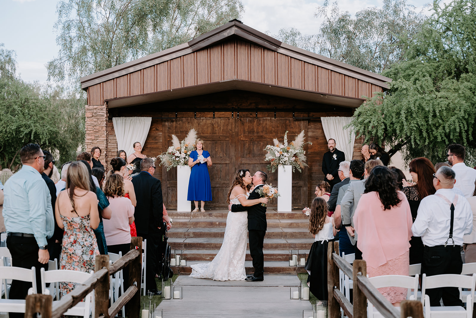 Barn ceremony yard