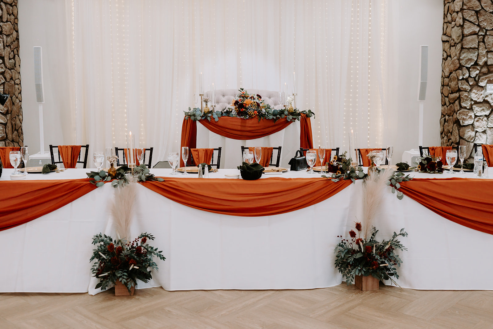 Sweetheart table design